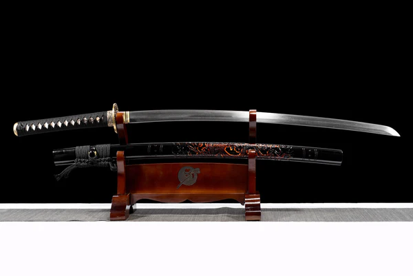 Full-length view of Katana Tatsu 竜 with lacquered saya, handcrafted dragon katana sword.